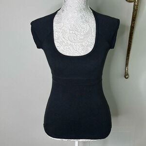 Grey Scoop-Neck T-shirt in Sz. S